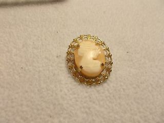 goldtone cameo brooch pin estates and auction find  3 60 