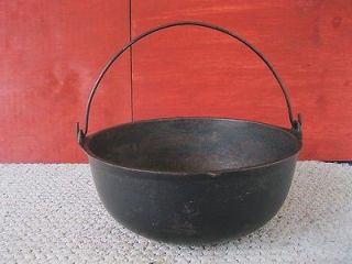 Antique Primitive #4 Size Cast Iron Scotch Bowl Pot Kettle, Bail 