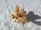   Goldtone Faux Pearl RHINESTONE BEE Insect BROOCH Pin Green eyes