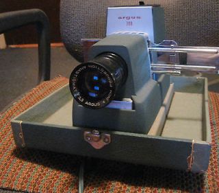 ARGUS 300 SLIDE PROJECTOR 4 PROJECTION IN HARD CASE WORKS PERFECTLY