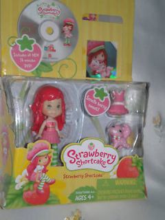 Brand New Strawberry Shortcake Posable Smells Figure Custard DVD ** S4