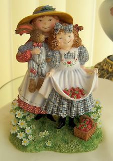 Land & Wise SPECIAL FRIENDS   KATIE & MOLLY II   1998   FIGURINE