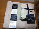 tommy hilfiger bath and hand towels 2 each nwt beige