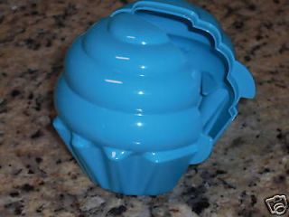 Tupperware Cupcake Muffin Keeper HOLDER *NEW* rare BLUE Free US 