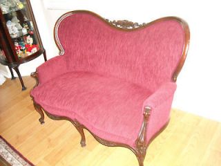 Lovely antique Rococo Revival solid walnut amboise velvet settee
