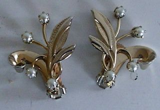 Vintage Costume Jewelry IMITATION PEARL EARRINGS Clip on back FREE 