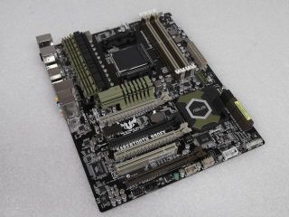 Asus Sabertooth 990FX Motherboard AMD AM3+ UEFI BIOS USB 3.0 ATX 