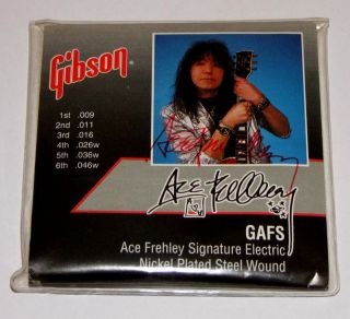 Ace Frehley KISS hand sign Signature Gibson Guitar Strings 1995 Mint 