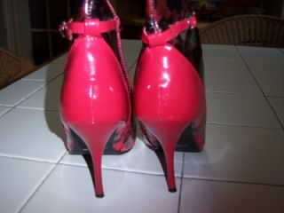 ALDI 10 Fashion Boots Womens size 8 Red & Black Knee High Stiletto 