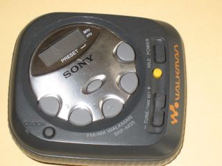 Sony FM Am Radio Walkman with Clip