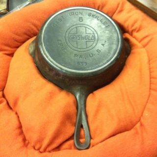 Vintage Griswold Cast Iron Frying Pan Erie PA 6 No 699 with Heat Ring 