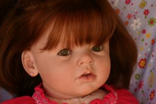 Welcome Elayna, she is a reborn doll from Arianna sculpt by Reva 