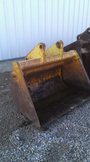 Deere 690C Excavator Ditching Scraping Bucket 58 inch Width