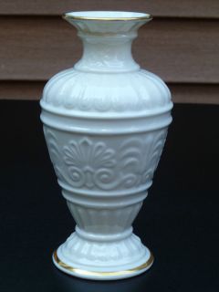 vintage Lenox Vase Athenian Collection made in U S A perfect