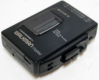   Wm FX30 Am FM Stereo Radio Auto Reverse Cassette Player Perfect