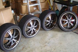 19 Avarus AV4 Staggered Rims Good Condition w Black Accent