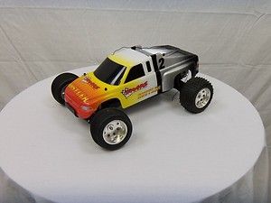  Rustler Electric RC Car with One Battery Pack Parts Repair
