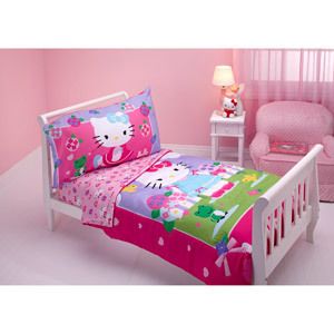 Hello Kitty   Springtime Friends 4 piece Toddler Bedding Set