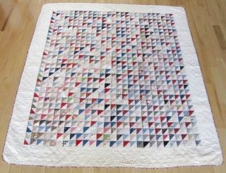    1900s Triangles Pennsylvania Quilt Backman Family Estate A CHARMER