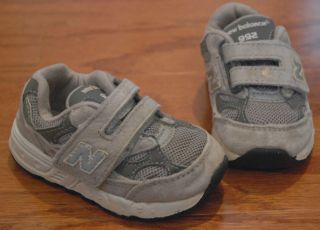 Toddler Boys Size 5 New Ballance Gray Suede Leather Athletic Shoes GUC 