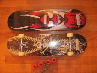Mongoose Complete Skateboard