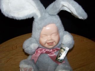 Doll Geppeddo Cuddle Kid Baily Bunny Porcelain Face