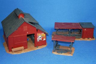   Revell Authentic Scale Buildings Barn Group Model Railroad Layout Kits