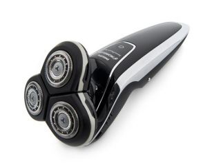 Philips Norelco SensoTouch Electric Razor with GyroFleX 3D