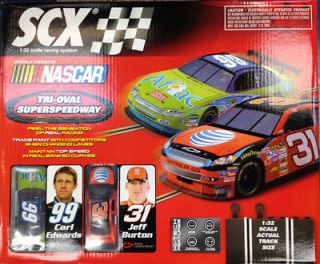 SCX 1/32 NASCAR Slotcar Racing Set Oval Banked Curves 81020 17 of 