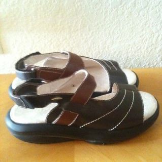 mbt womens sandals in Sandals & Flip Flops