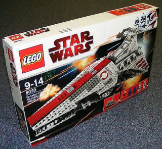 STAR WARS LEGO 8039 VENATOR CLASS REPUBLIC ATTACK CRUISER NEW SEALED