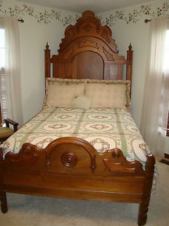 Beautiful antique Victorian walnut high back bed/91 tall/ full size 