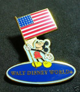 2002 Disney Walt Disney World Mickey Mouse US Flag Pin