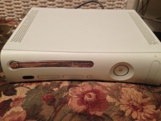 Microsoft Xbox 360 Arcade 512 MB Matte White Console NTSC
