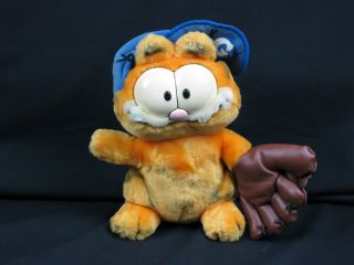 Vintage 1981 Dakin Garfield Baseball Glove at Plush Stuffed Animal Toy 