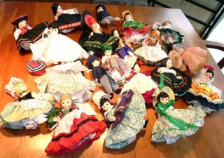 Lot of 20 Madame Alexander Miniature Showcase Dolls needing TLC