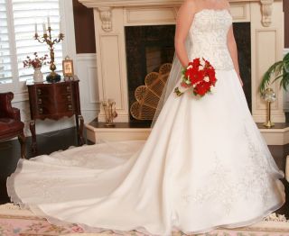 Allure Bridal Wedding Dress Style 8357 Ivory   Size 10