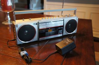   PANASONIC AMBIENCE RX F5 PORTABLE BOOM BOX AM FM CASSETTE PLAYER RADIO