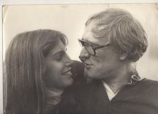 Richard Harris and Wife Ann Turkel F14086