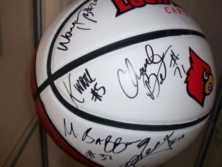 Louisville Cardinals 2012 2013 Team Signed Autographed Basketball w 