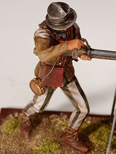 3702 – Hand Gunner Behind Decorated Pavise (54mm). This figure will 