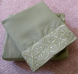 4pc Bellingham Microfiber White Sage Blue Embroidery Sheet Set Queen 