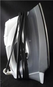 Black Decker D2030 Digital Advantage Auto Off Iron White and Gray 