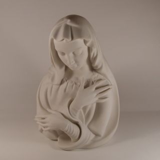Boehm Bisque Porcelain La Pieta Madonna Bust Figurine