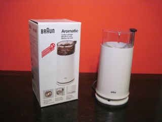 Braun Aromatic Coffee Grinder White Model KSM 2 New in Box