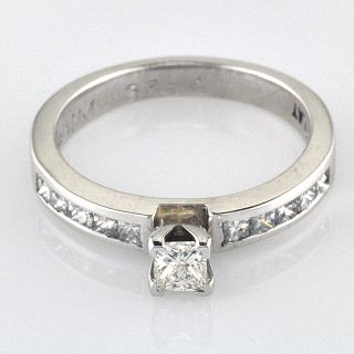 Real Shiny Diamond Bridal Engagement Ring 0.76 CTW Princess Cut 