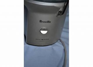 BREVILLE COMPACT COMMERCIAL ELECTRIC JUICE FOUNTAIN JUICER  BJE200XL 