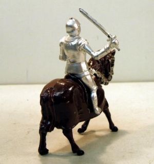Timpo_early_Knights_in_Armour_mtd_knight_with_sword_KN_001450