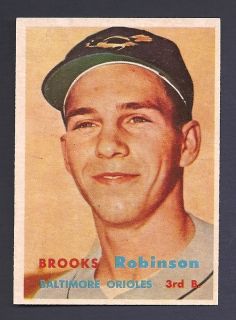 1957 TOPPS #328 BROOKS ROBINSON RC **NO CREASES/SHARP CORNERS**