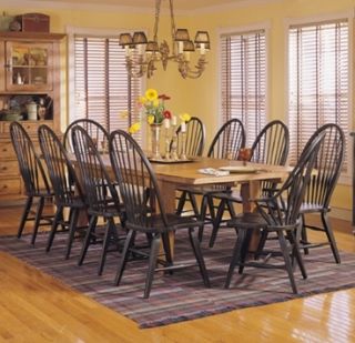 Broyhill Attic Heirlooms Dining Room Group